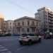 ...per arrivare nellomonima piazza, grande area che funge da collegamento tra il murattiano e i quartieri extramurali